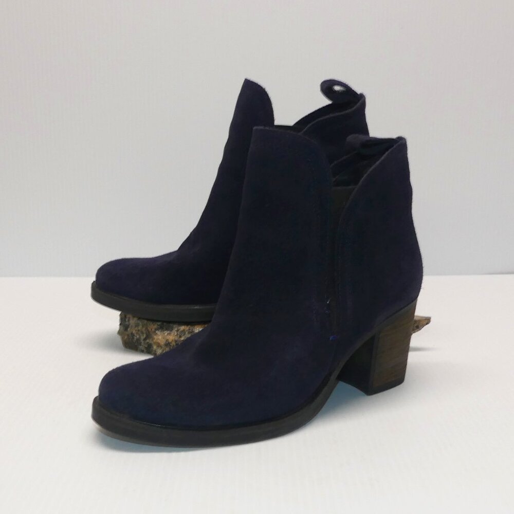 Women's Bos&Co Belfield blue ankle block heel boot suede sz 8/8.5